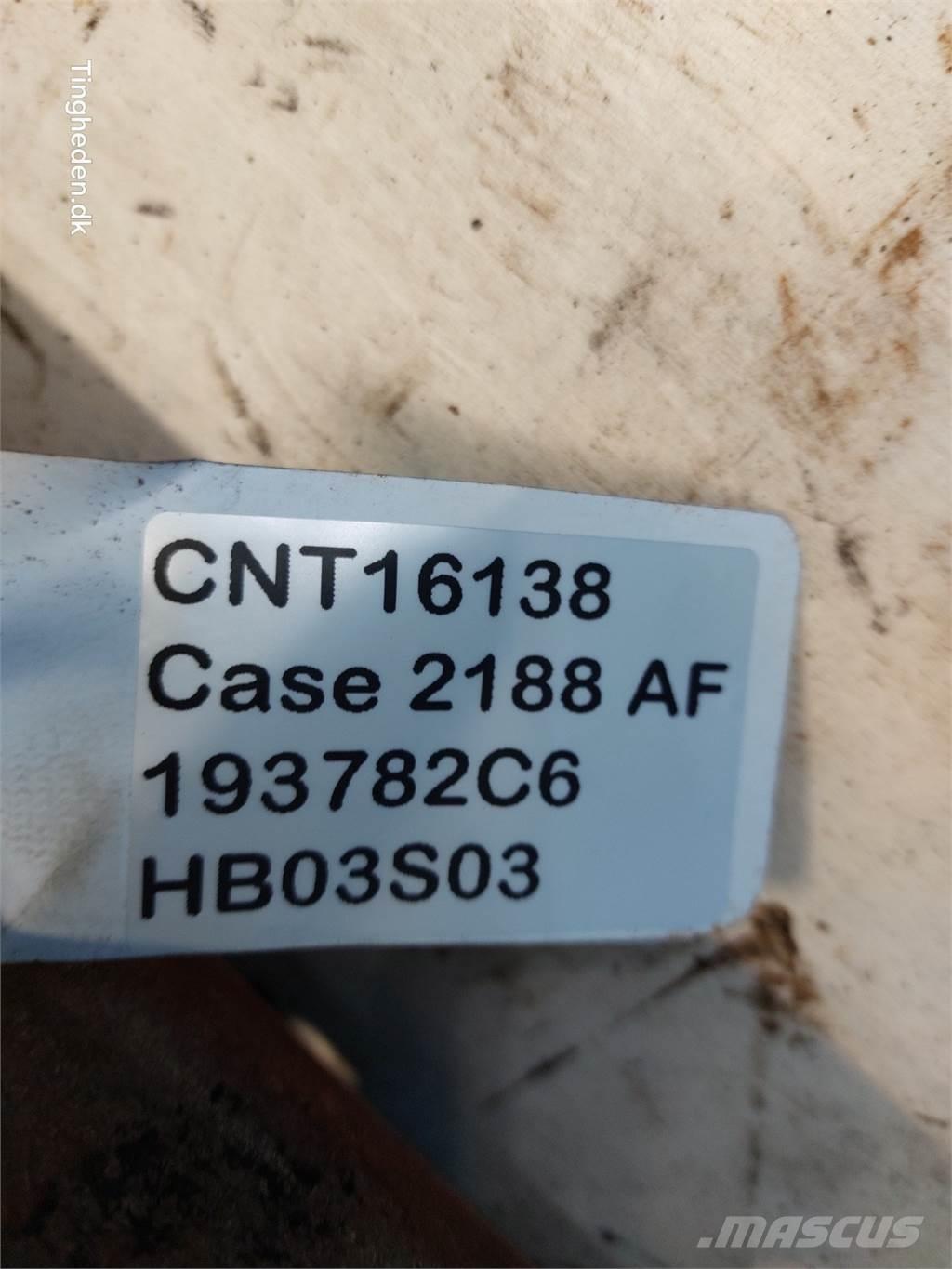 CASE 2188 Kombájn tartozékok