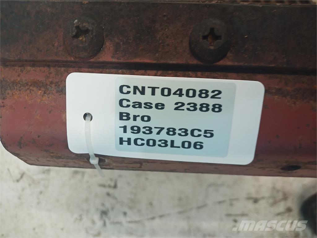CASE 2388 Kombájn tartozékok