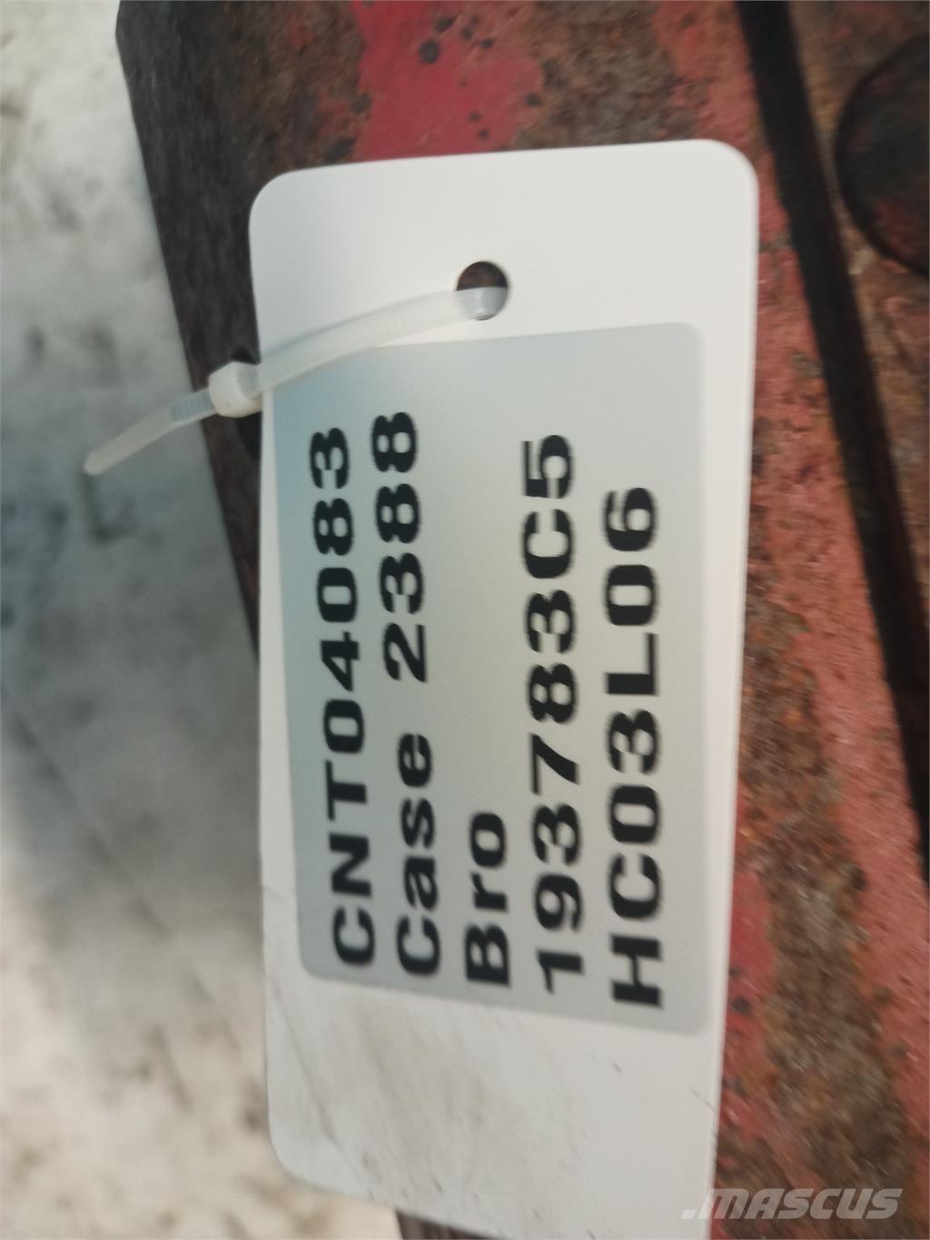 CASE 2388 Kombájn tartozékok