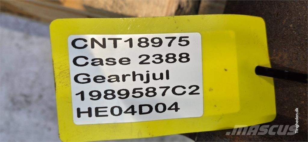 CASE 2388 Kombájn tartozékok