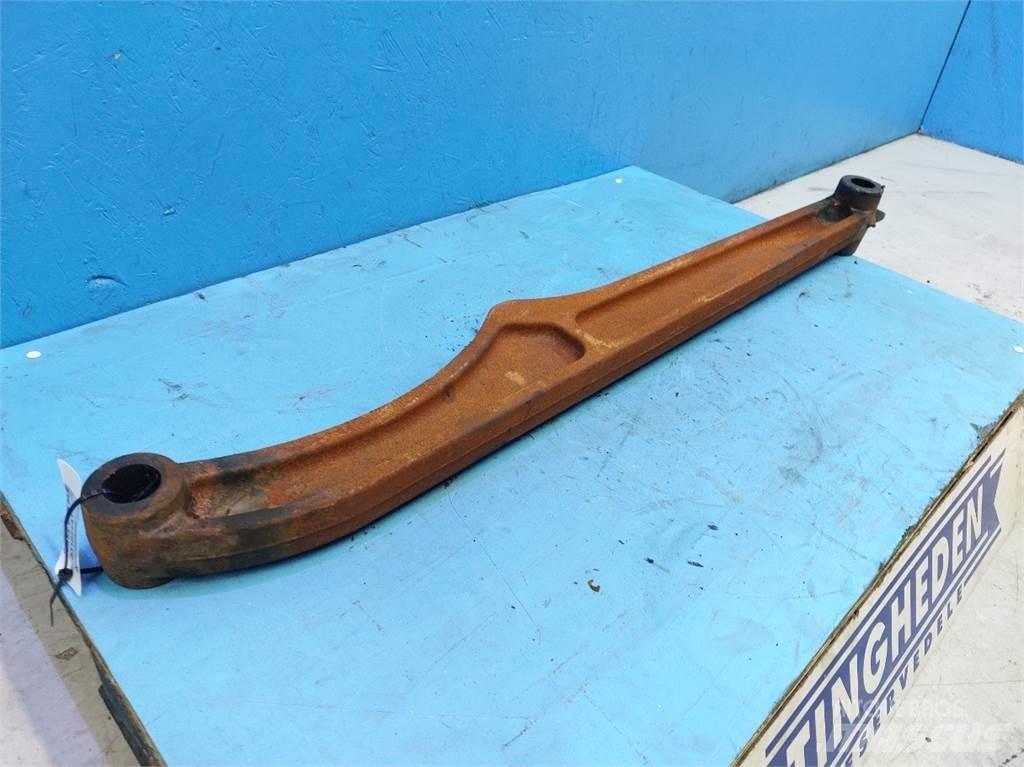 CASE 580 SLE Daru tertozékok és felszerelések