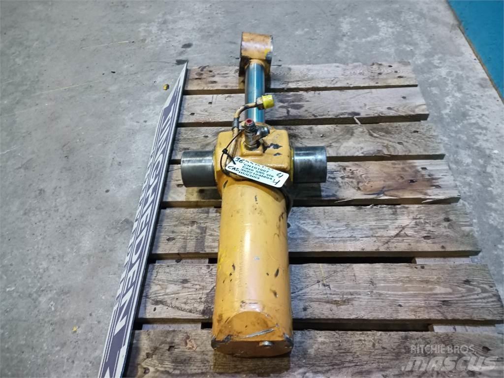 CASE 595 Kotrók