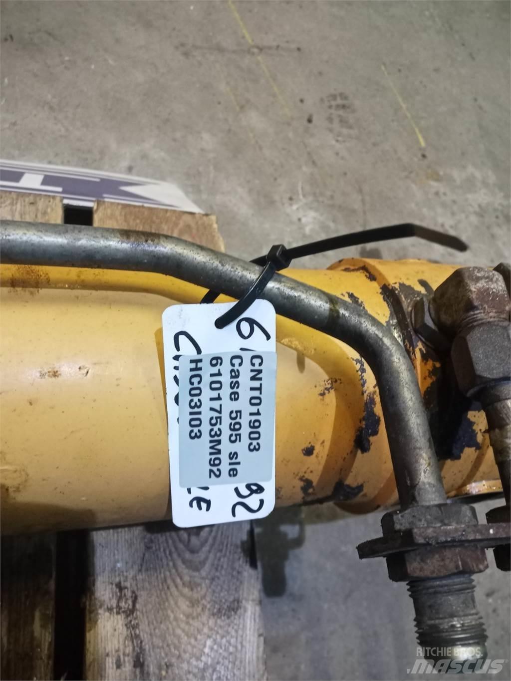 CASE 595 Gémek és dipperek