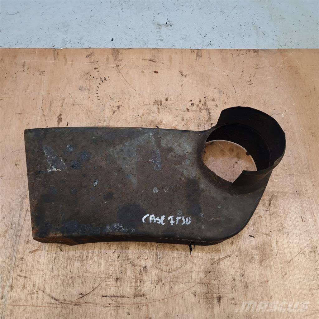CASE 7130 Motorok