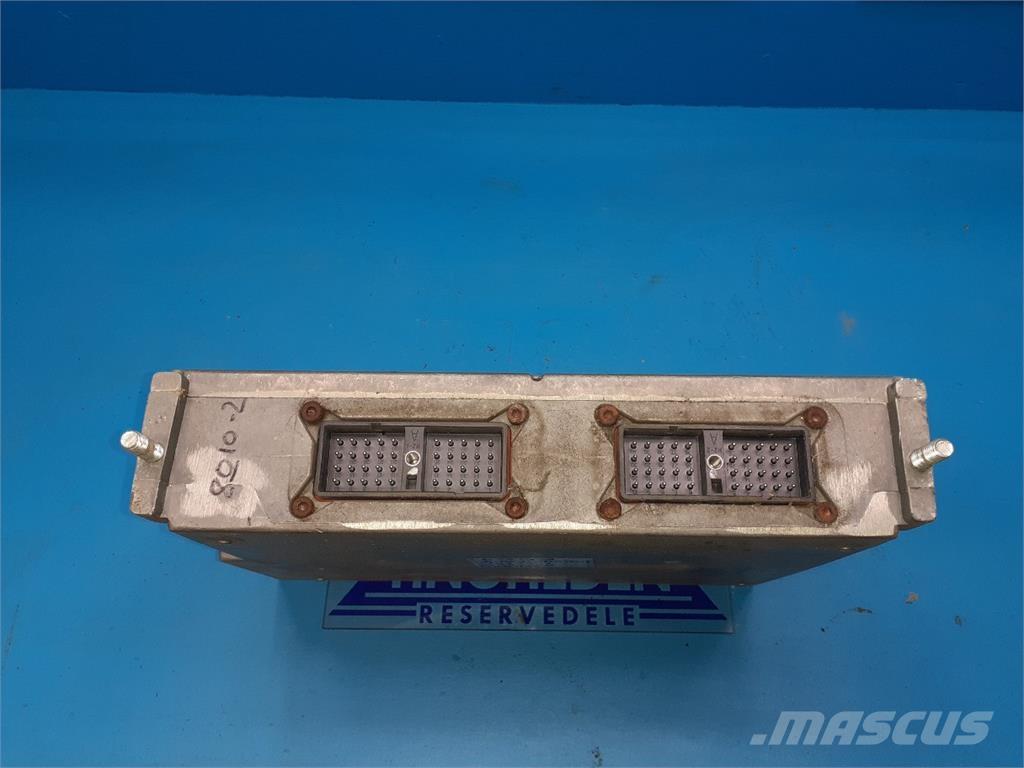 CASE 8010 Elektronika