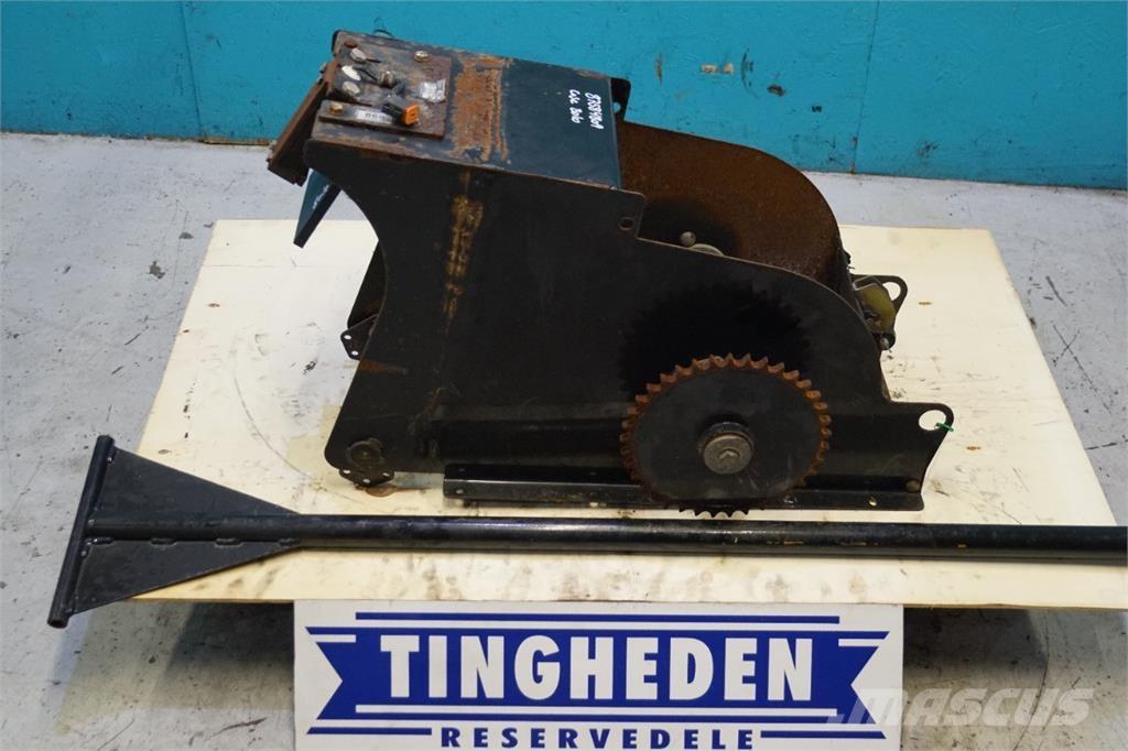 CASE 8010 Kombájn tartozékok