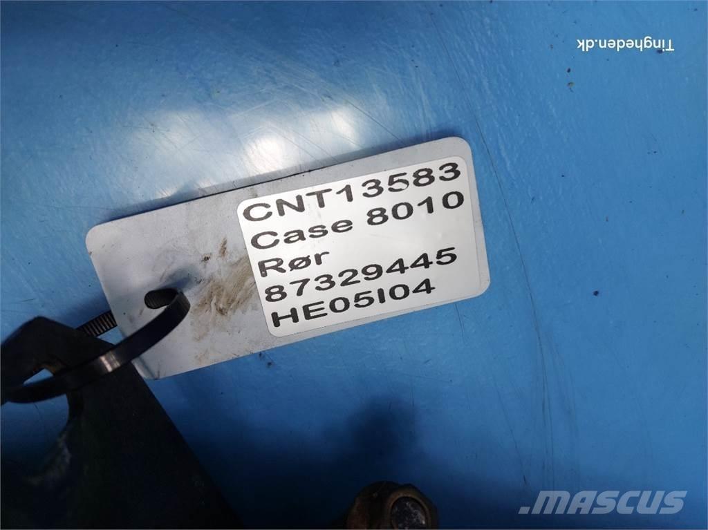 CASE 8010 Motorok