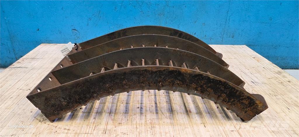 CASE 8010 Kombájn tartozékok