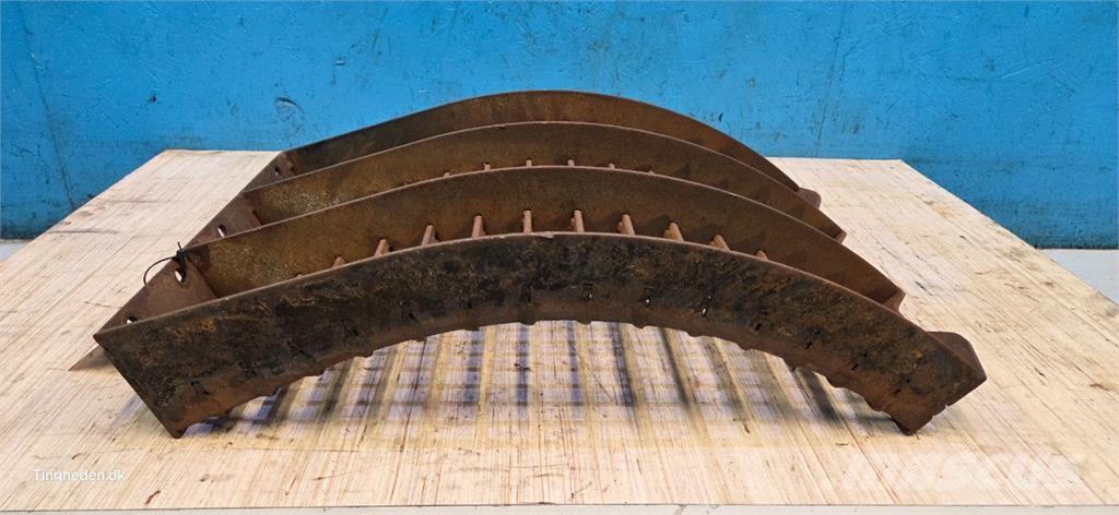 CASE 8010 Kombájn tartozékok