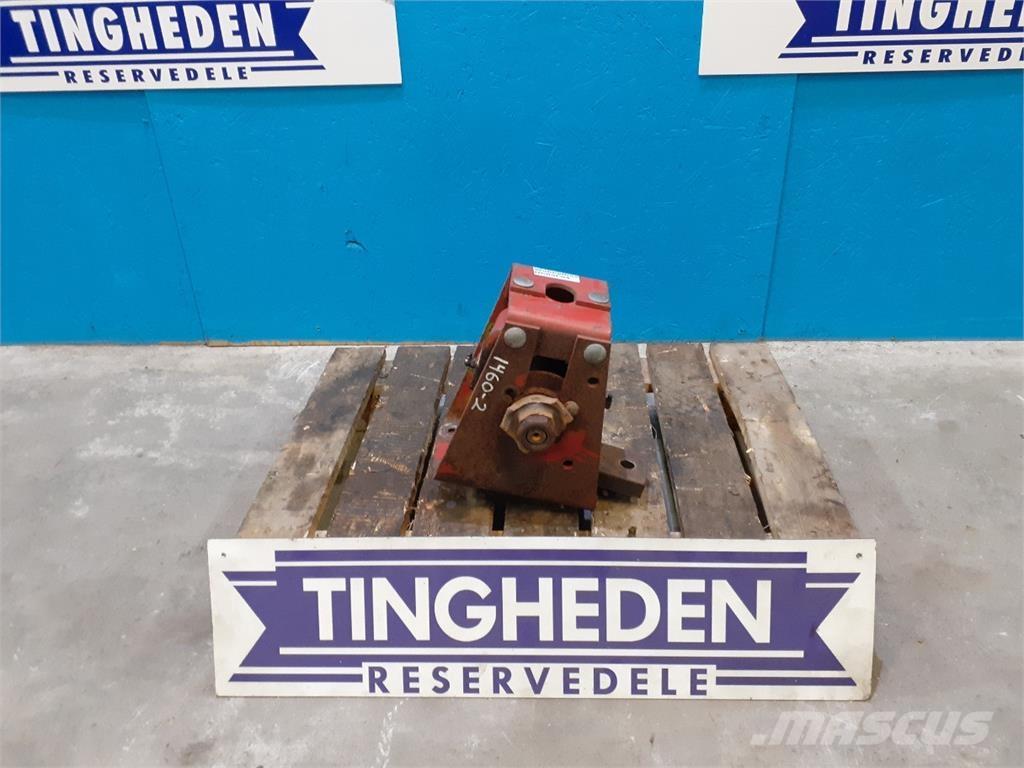 CASE 810 Kombájn tartozékok