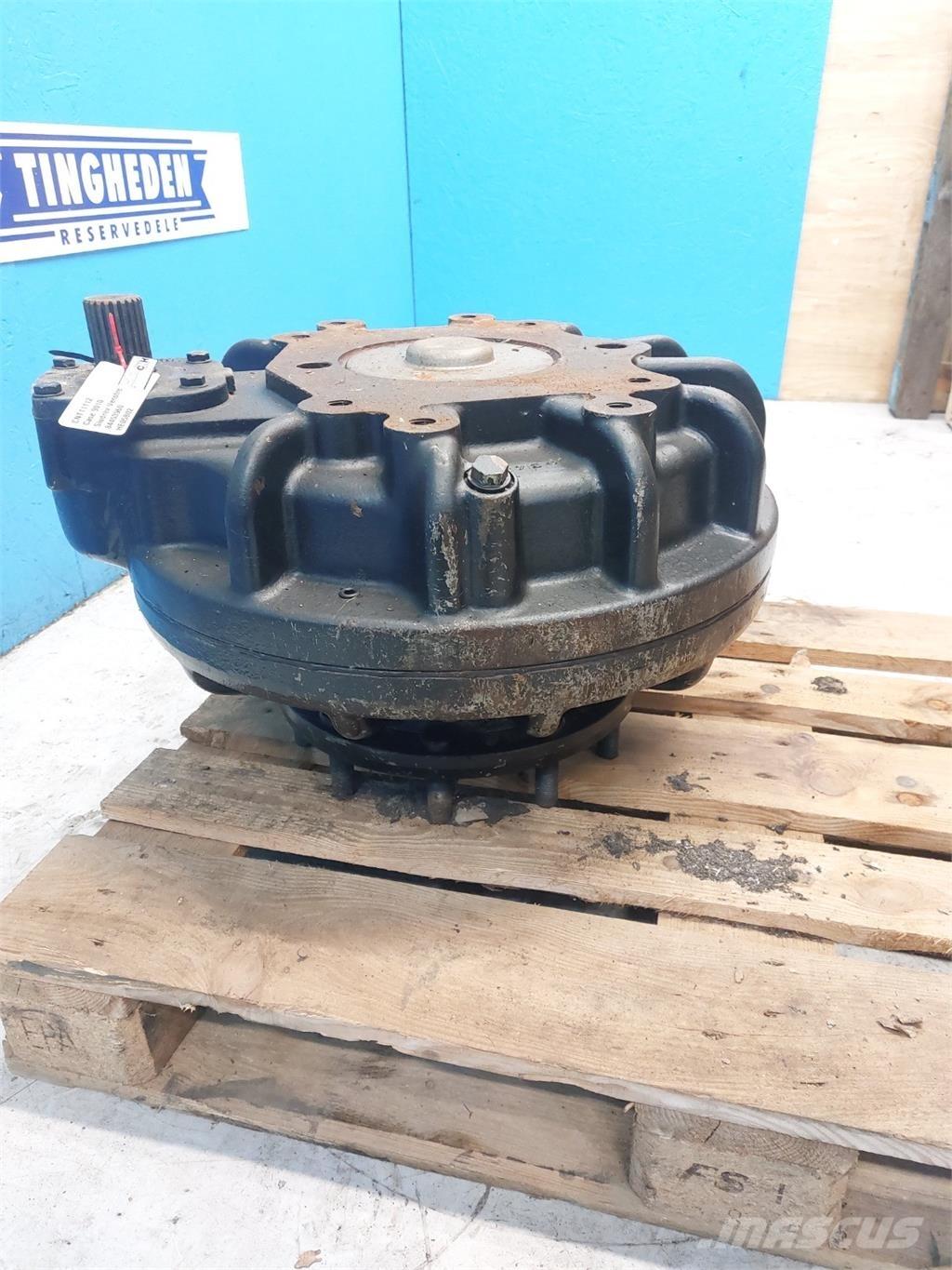 CASE 9010 Kombájn tartozékok
