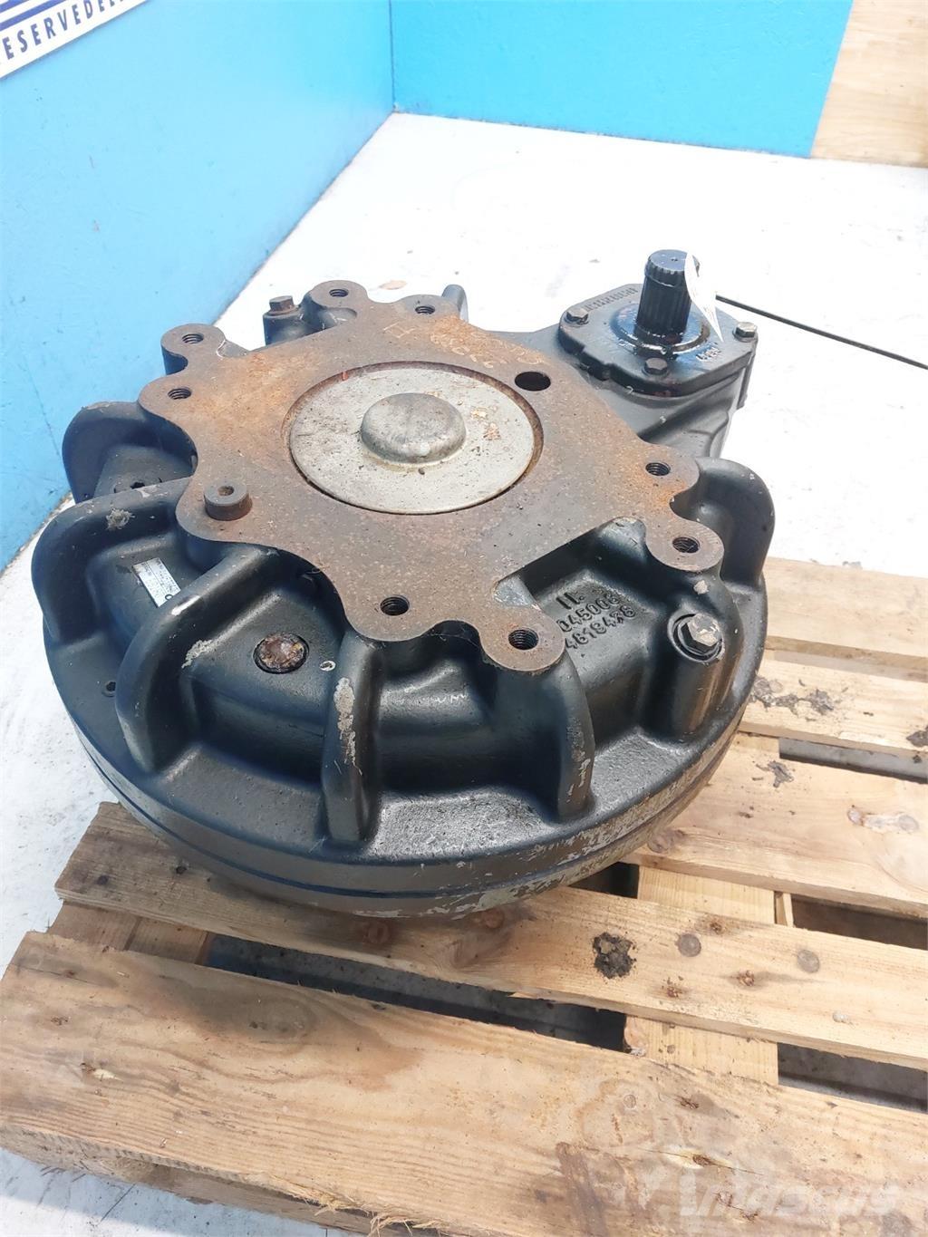 CASE 9010 Kombájn tartozékok