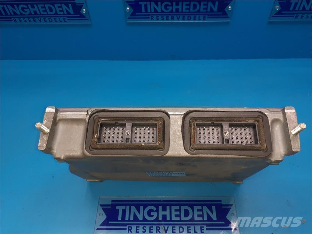 CASE 9230 Elektronika