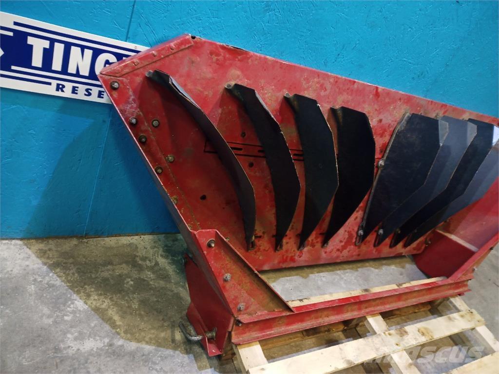 CASE CF60 Kombájn tartozékok