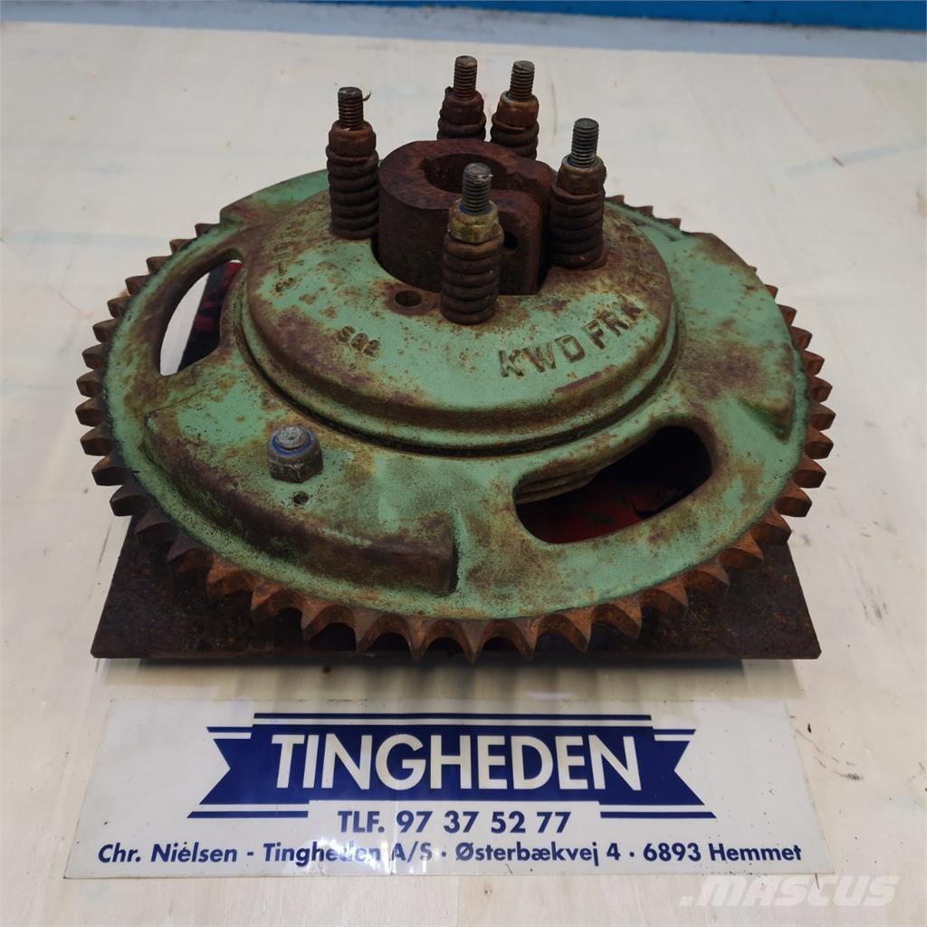 CASE CF80 Kombájn tartozékok