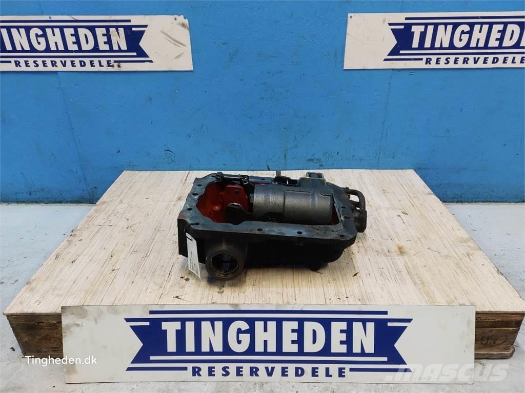 CASE Farmall 95A Egyéb traktor tartozékok