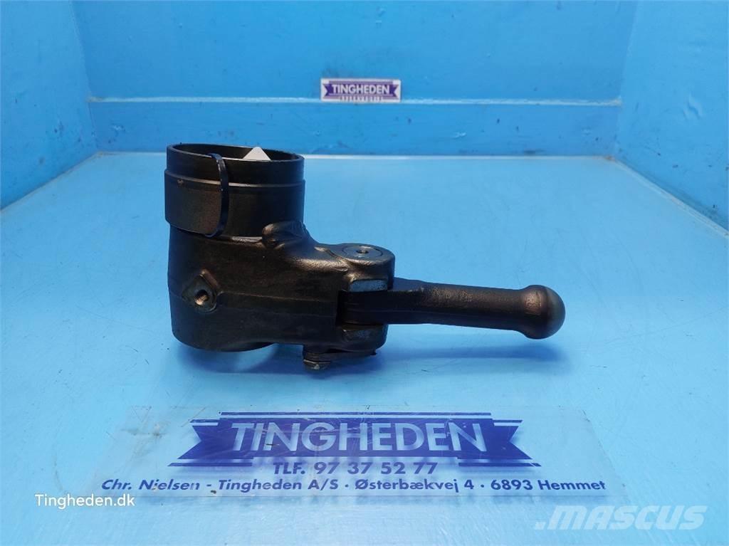 CASE Farmall 95A Egyéb traktor tartozékok