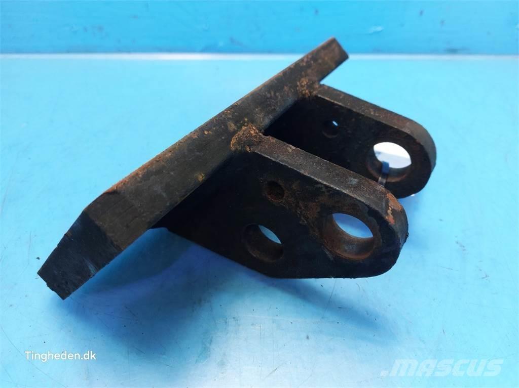 CASE Farmall 95A Egyéb traktor tartozékok