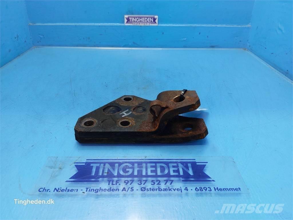 CASE Farmall 95A Egyéb traktor tartozékok