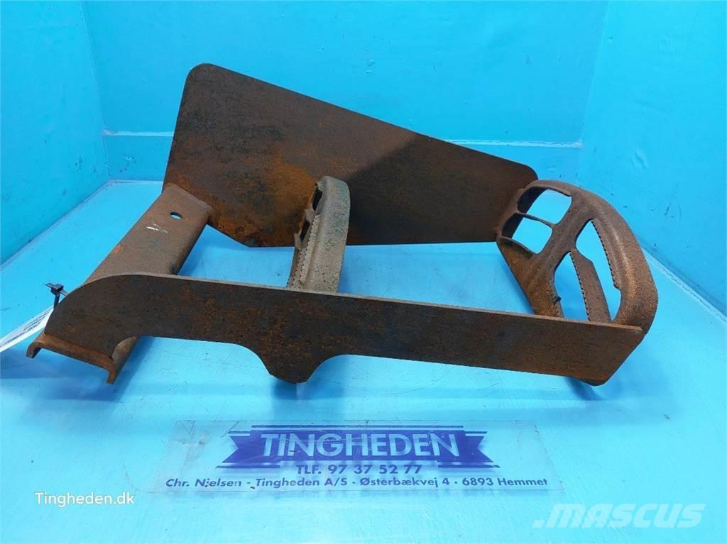 CASE Farmall 95A Egyéb traktor tartozékok