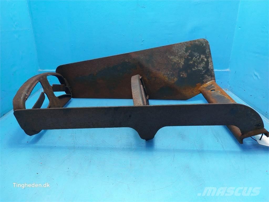 CASE Farmall 95A Egyéb traktor tartozékok