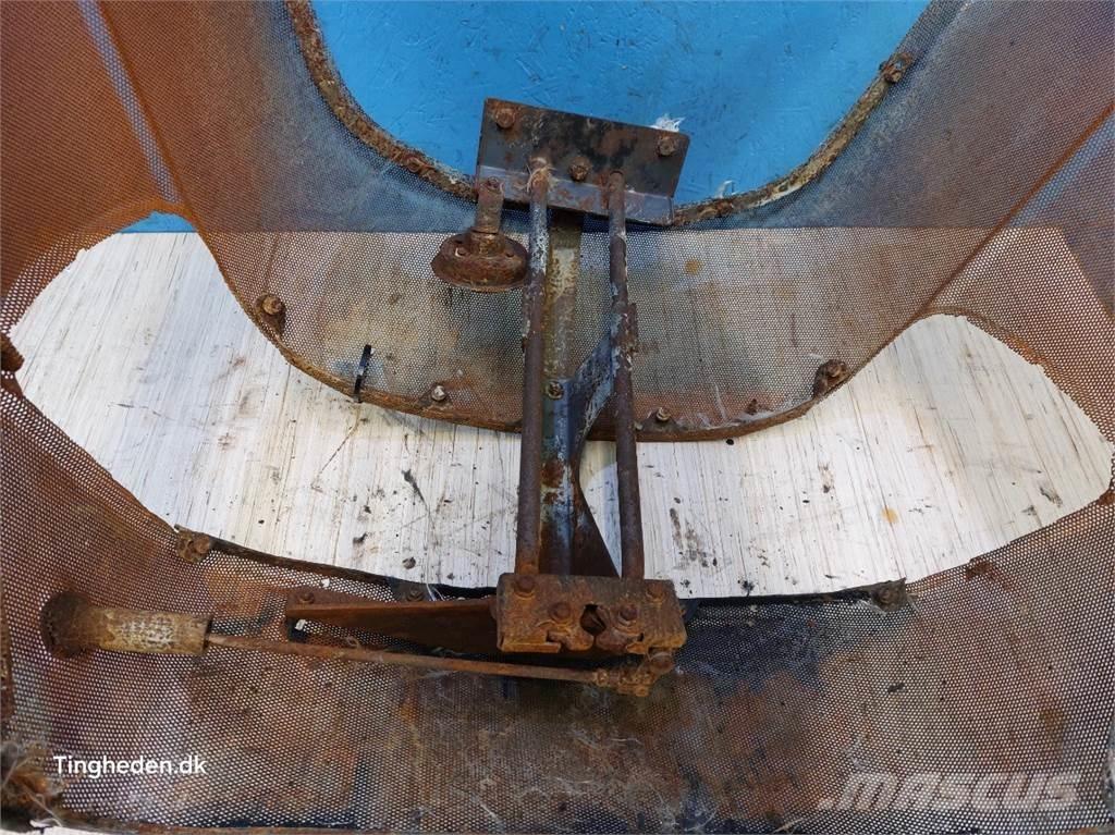 CASE Farmall 95A Egyéb traktor tartozékok