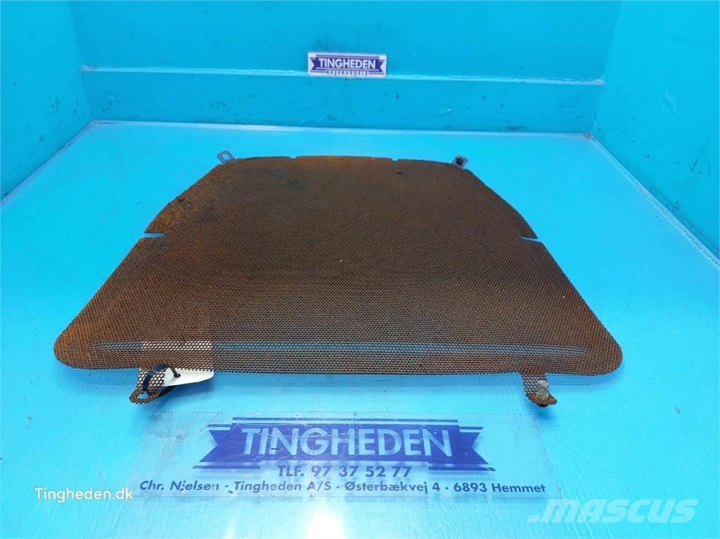 CASE Farmall 95A Egyéb traktor tartozékok