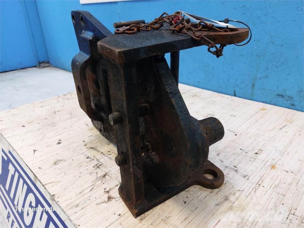 CASE Farmall 95A Egyéb traktor tartozékok