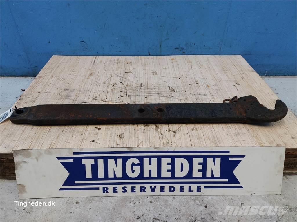 CASE Farmall 95A Egyéb traktor tartozékok