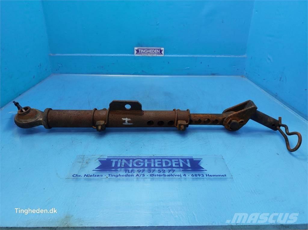 CASE Farmall 95A Egyéb traktor tartozékok