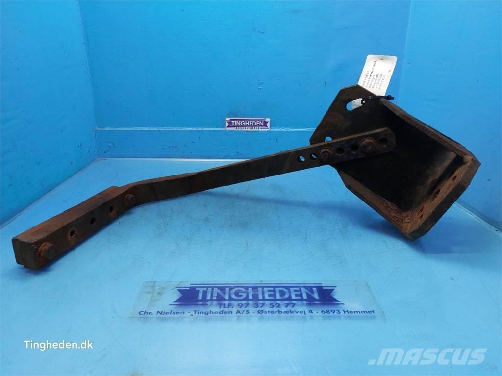 CASE Farmall 95A Egyéb traktor tartozékok