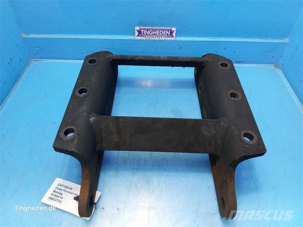 CASE Farmall 95A Egyéb traktor tartozékok