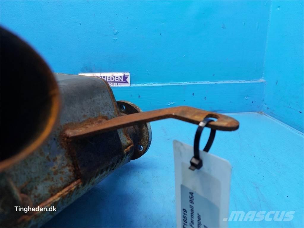CASE Farmall 95A Motorok