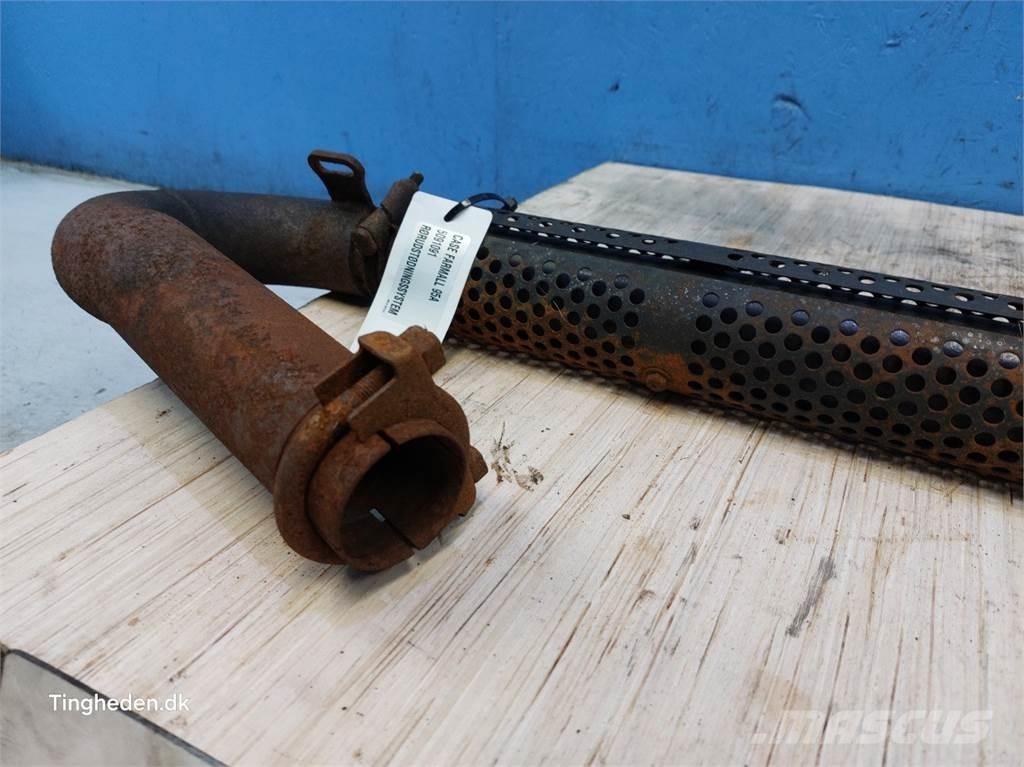 CASE Farmall 95A Motorok