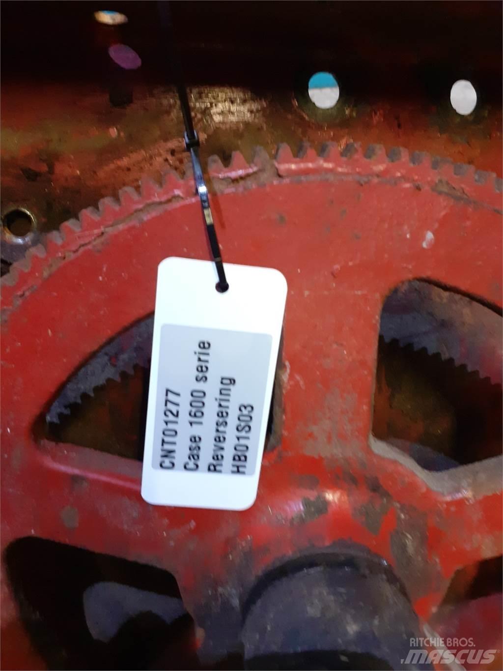 Case IH 1660 Kombájn tartozékok