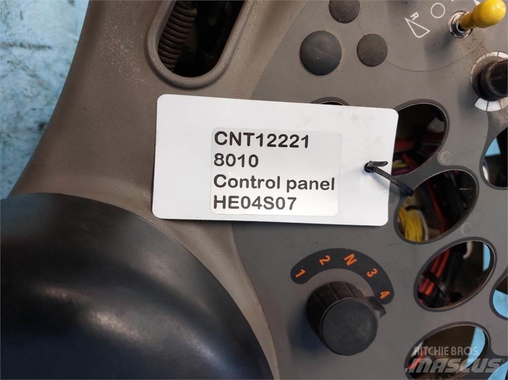 Case IH 8010 Vezetőfülke és belső tartozékok