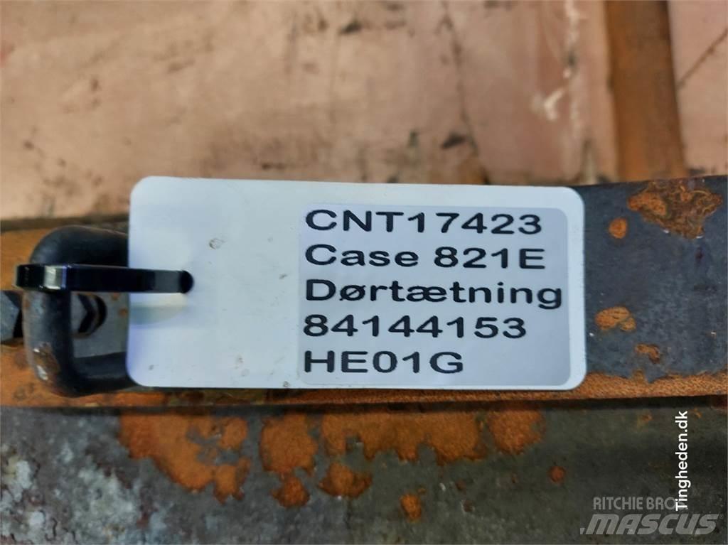 Case IH 821E Vezetőfülke és belső tartozékok