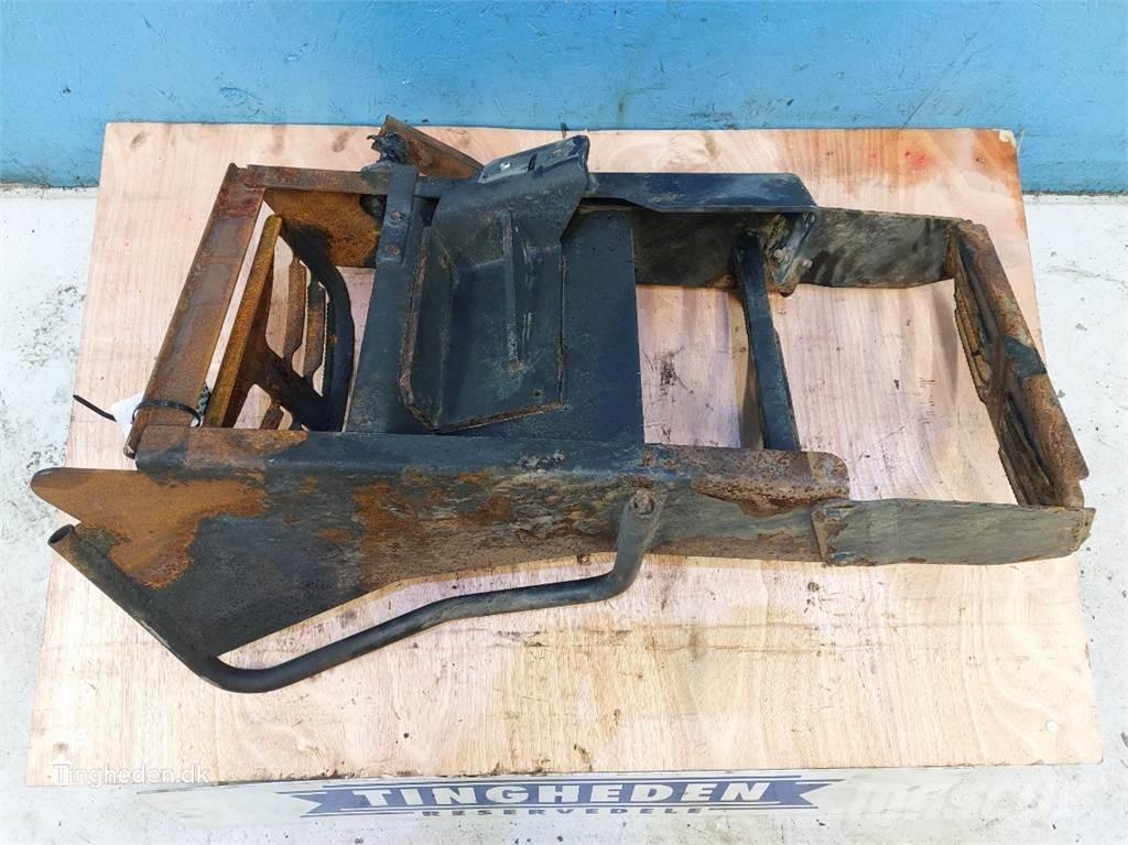 CASE Puma 185 Vezetőfülke és belső tartozékok