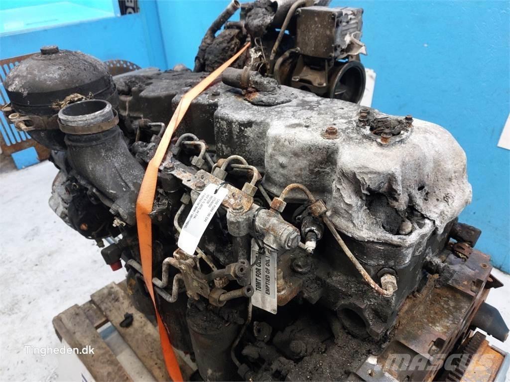 CASE Puma 185 Motorok