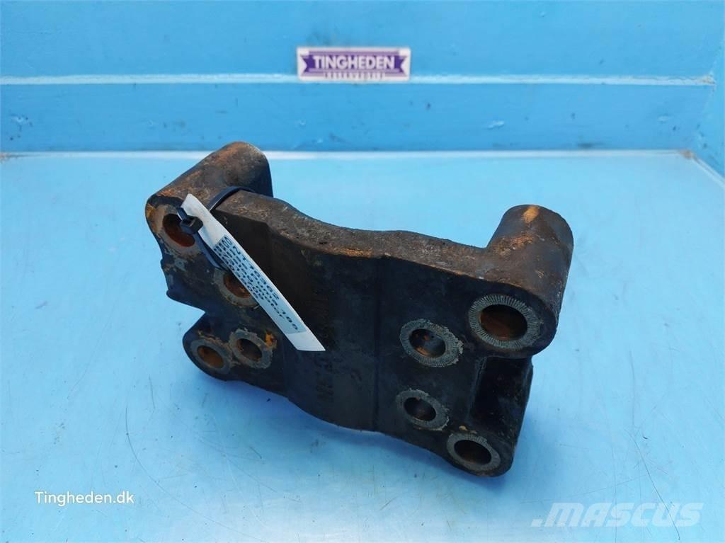 CASE Puma 185 Motorok