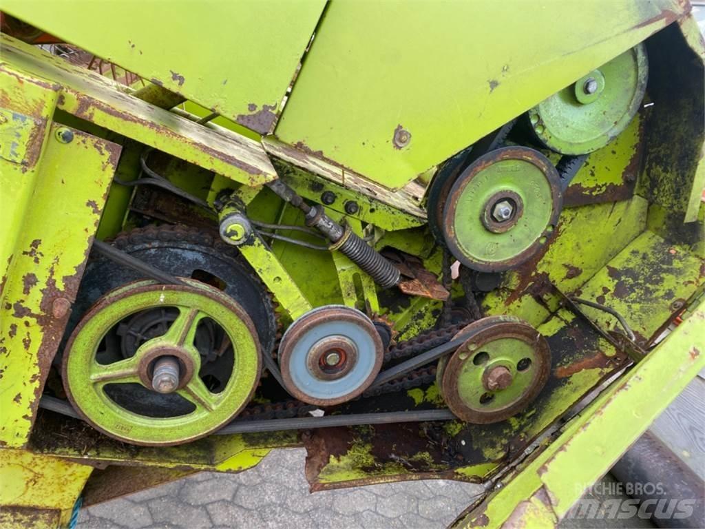 CLAAS 15” Kombájn tartozékok