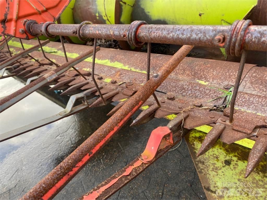 CLAAS 15” Kombájn tartozékok