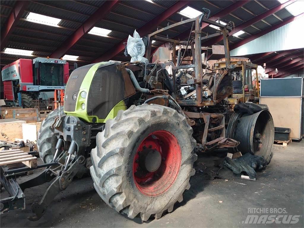 CLAAS Axion 840 Traktorok