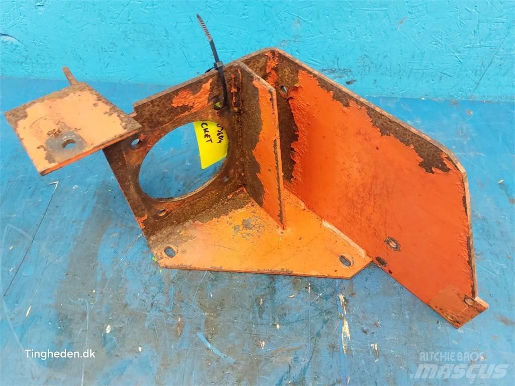 Deutz 1124 Kombájn tartozékok