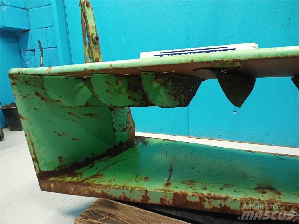 Deutz 2680 Kombájn tartozékok