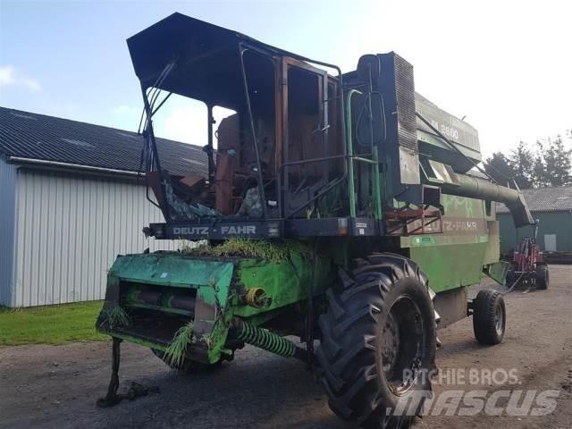 Deutz-Fahr M2680 Kombájnok