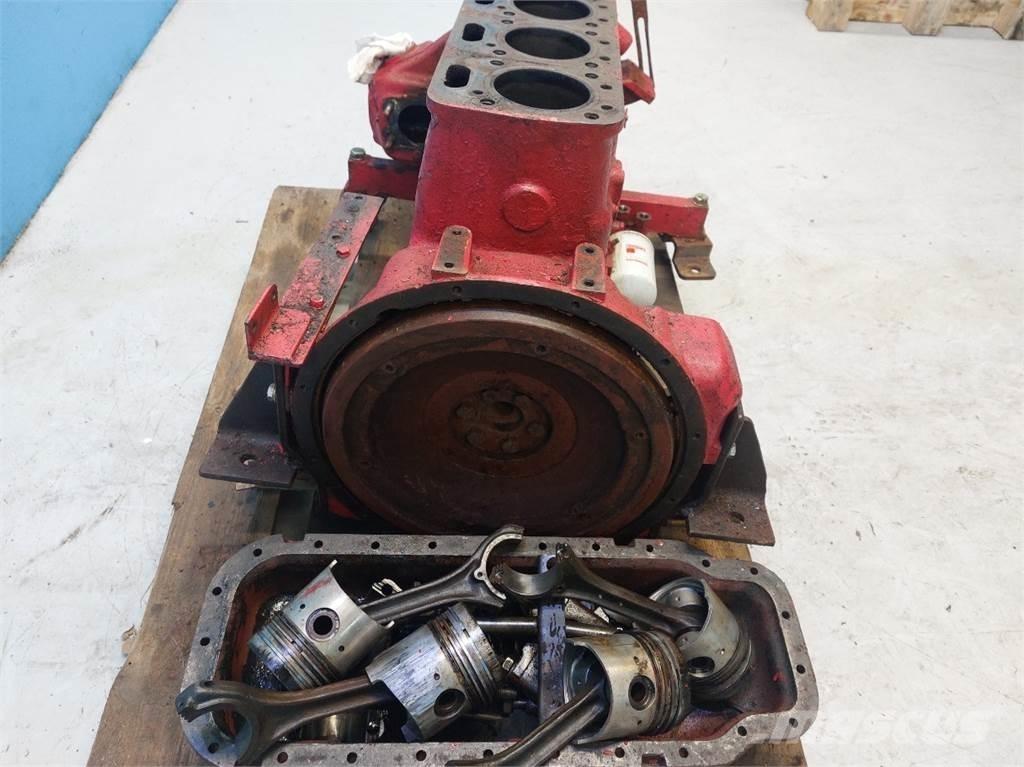 Deutz MWM D225.4 Motorok