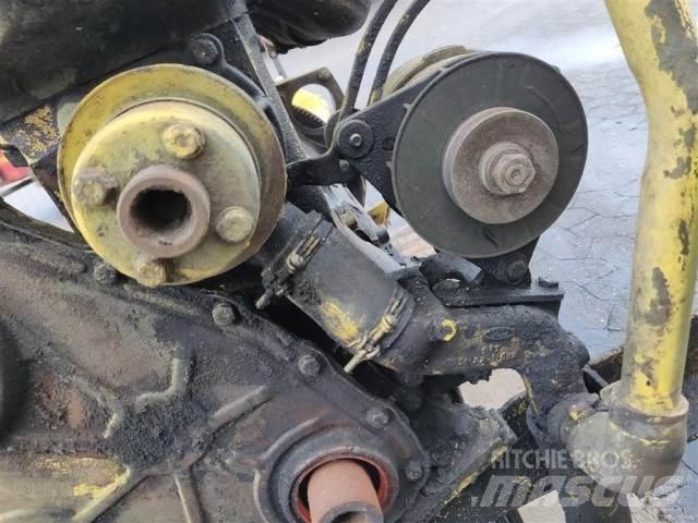 Ford 2715E Motorok