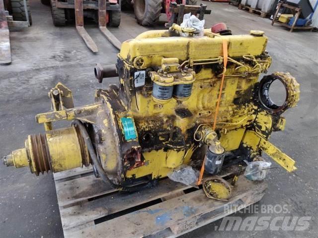 Ford 2725E Motorok