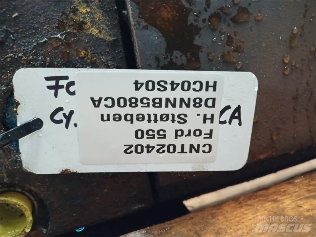 Ford 550 Egyéb alkatrészek